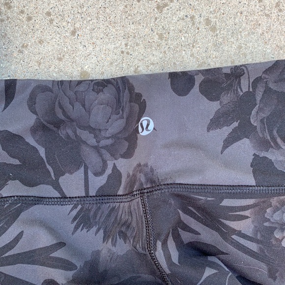 Lululemon leggings - Picture 2 of 3